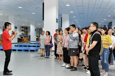 國企開放日走進同仁堂 新零售賦能中藥飲片，引領健康產業“新玩法”